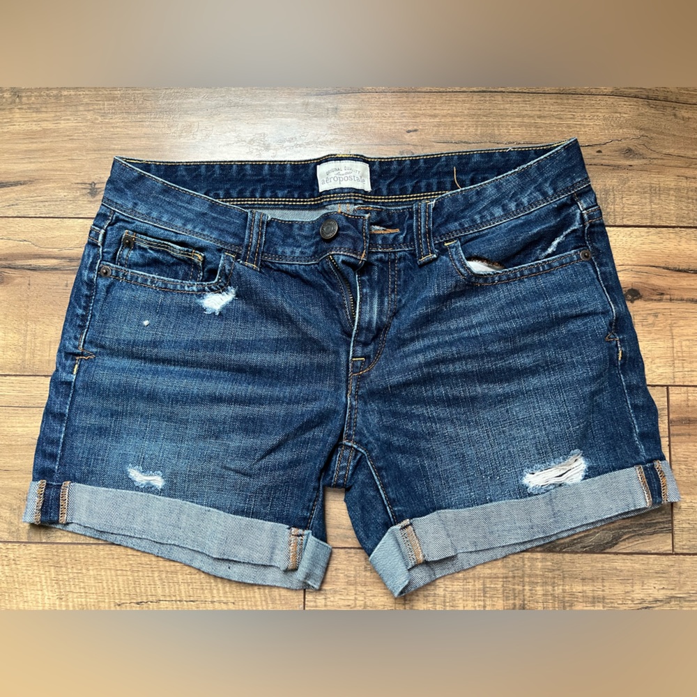 Aeropostale Women’s Boyfriend Short Low Rise Jeans Shorts size 5/6 Distressed